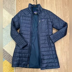 NWOT Patagonia radalie insulated parka - navy